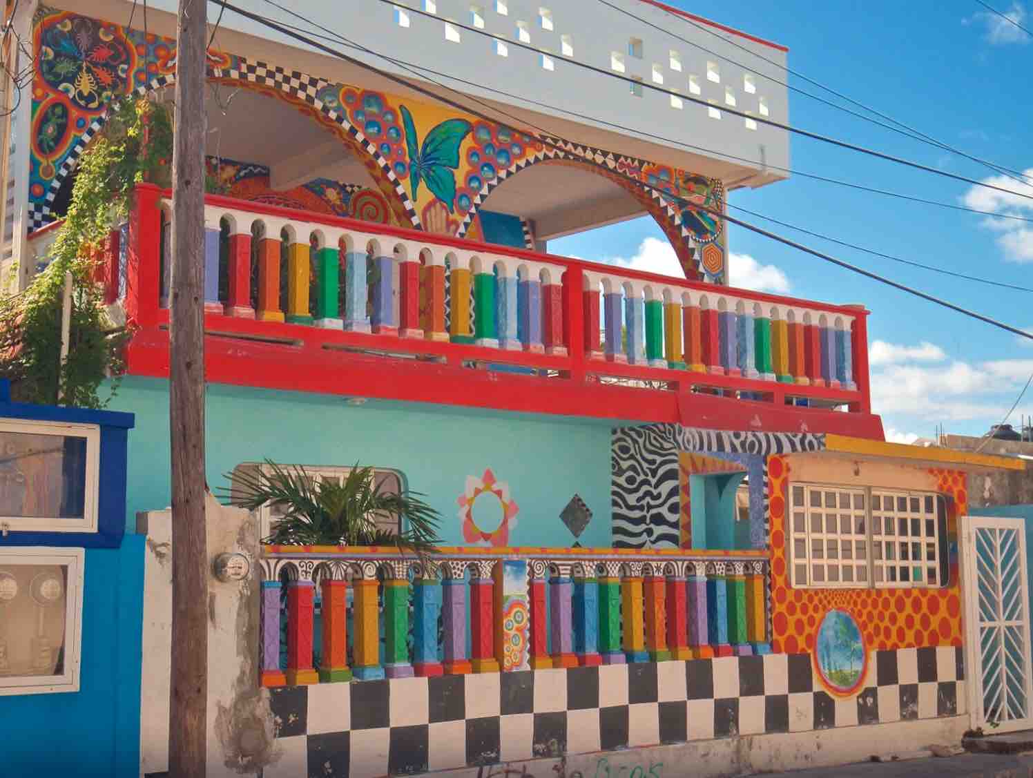 Crayola_House in Cancun