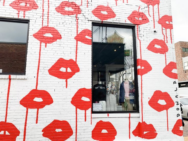 Nashville Drippy Lips Mural