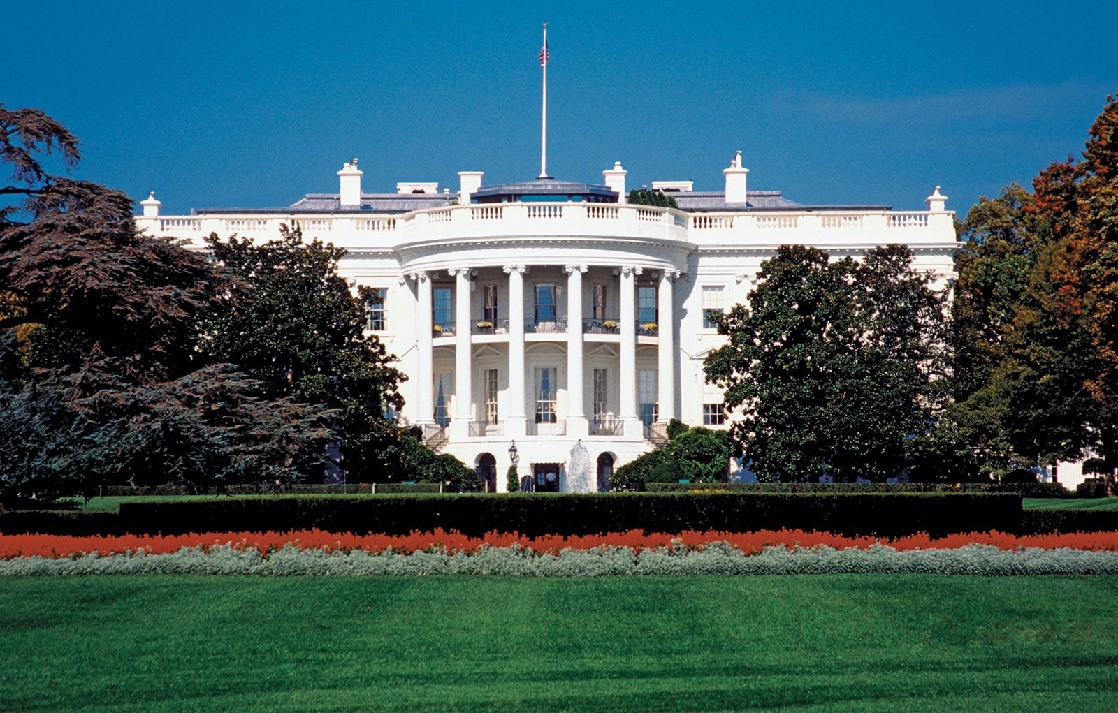 White House in Washington DC